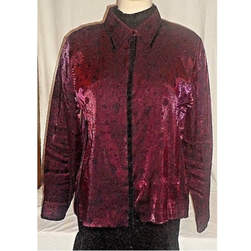 Velvet-edged metallic burgundy front-button long-sleeve 14